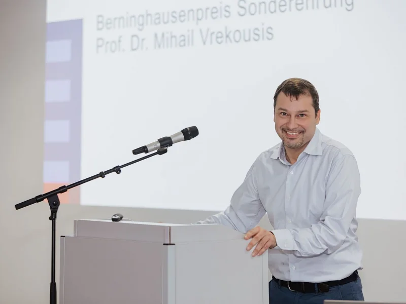 Professor Mihalis Vrekoussis, of CARE-C awarded the special honour of the Berninghausen Prize for Excellence in Teaching.